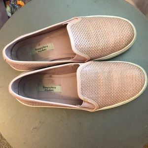 vera wang pink shoes